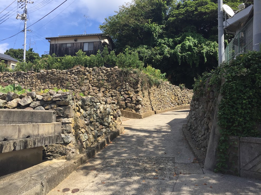 石垣道