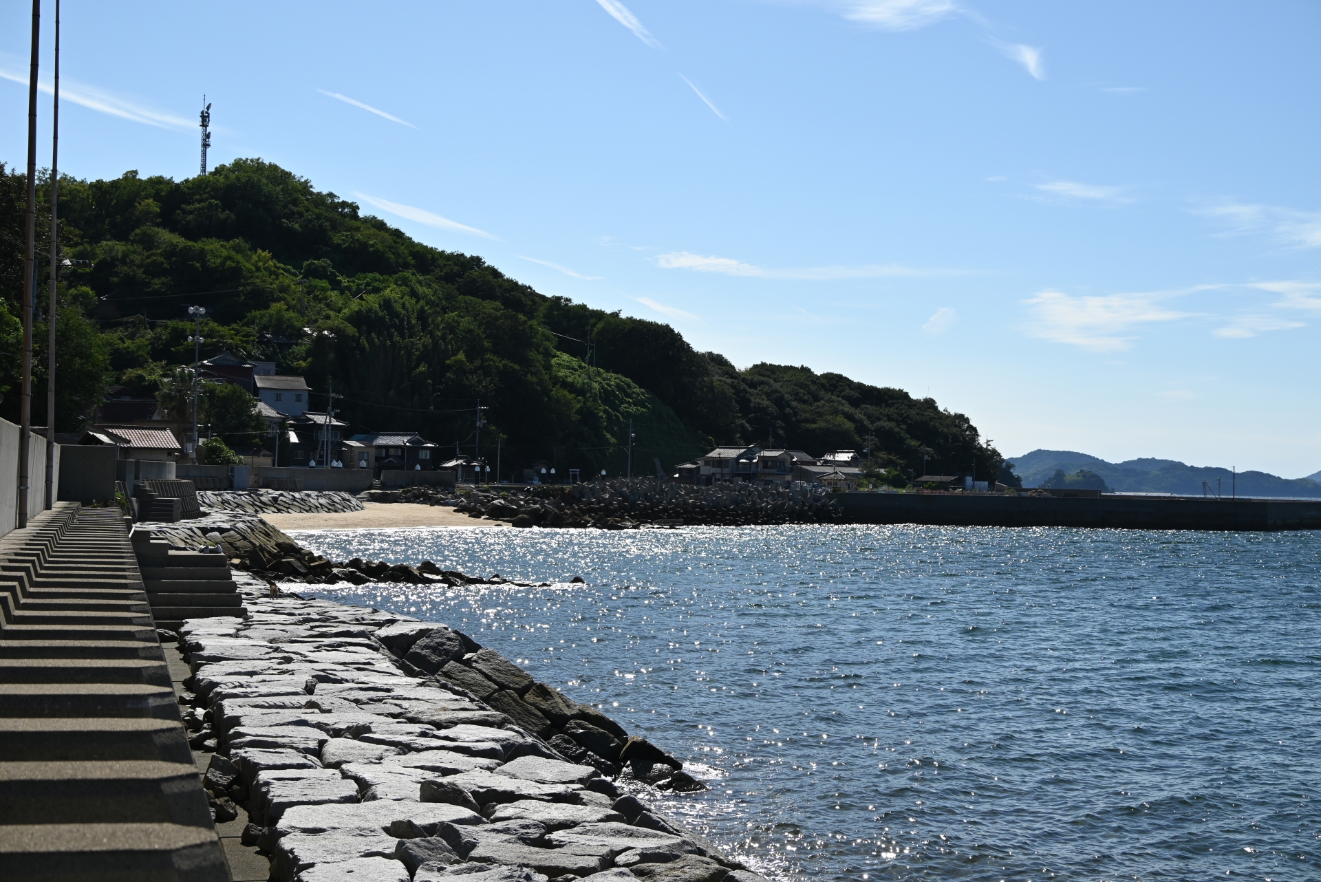 真鍋島の海