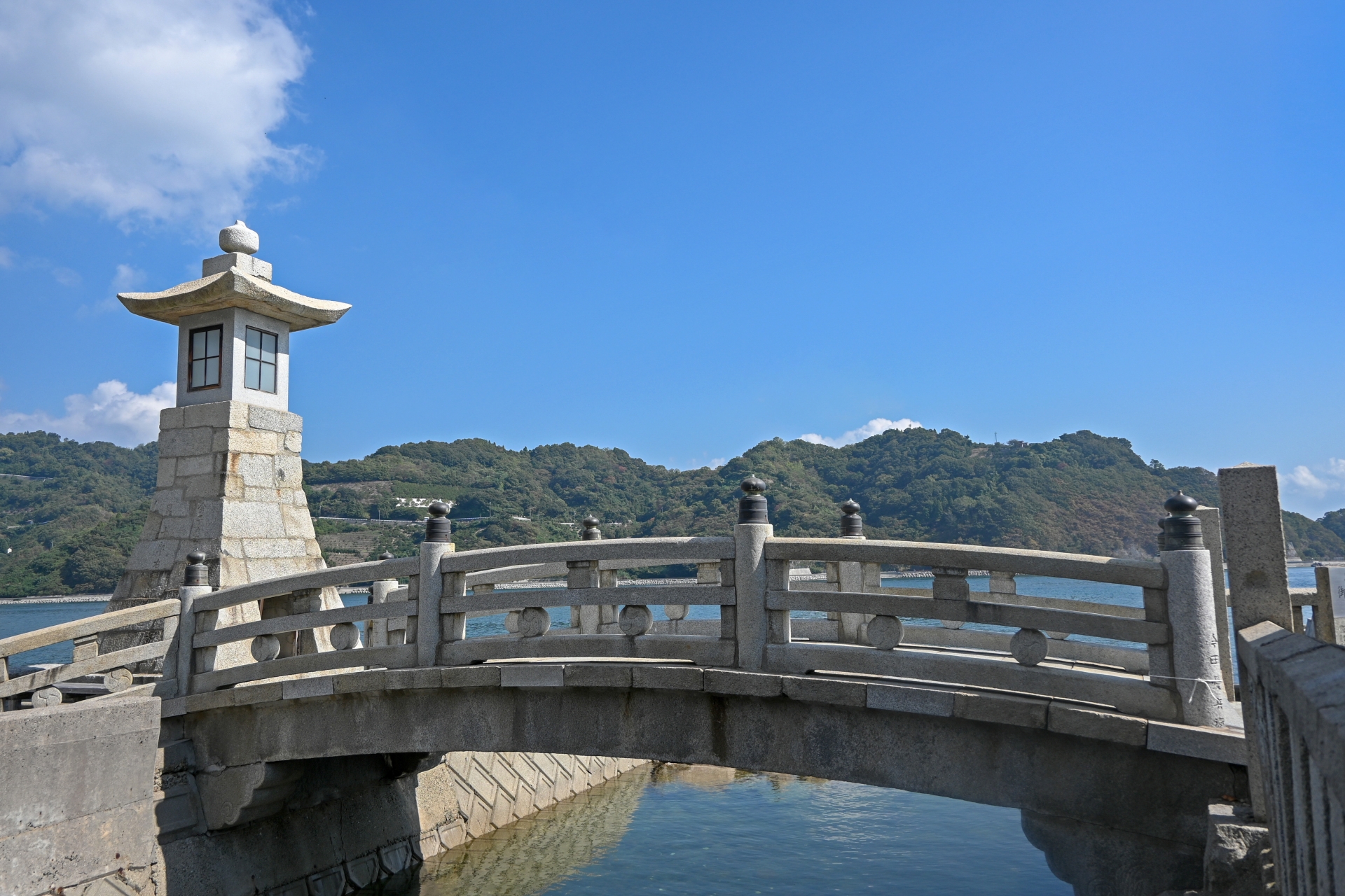 大崎下島／御手洗 高灯籠・太鼓橋
