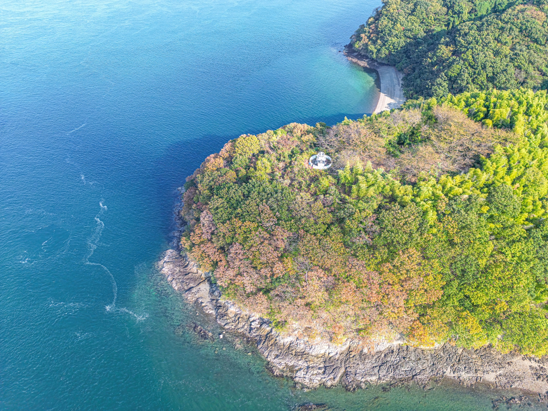 高根島灯台