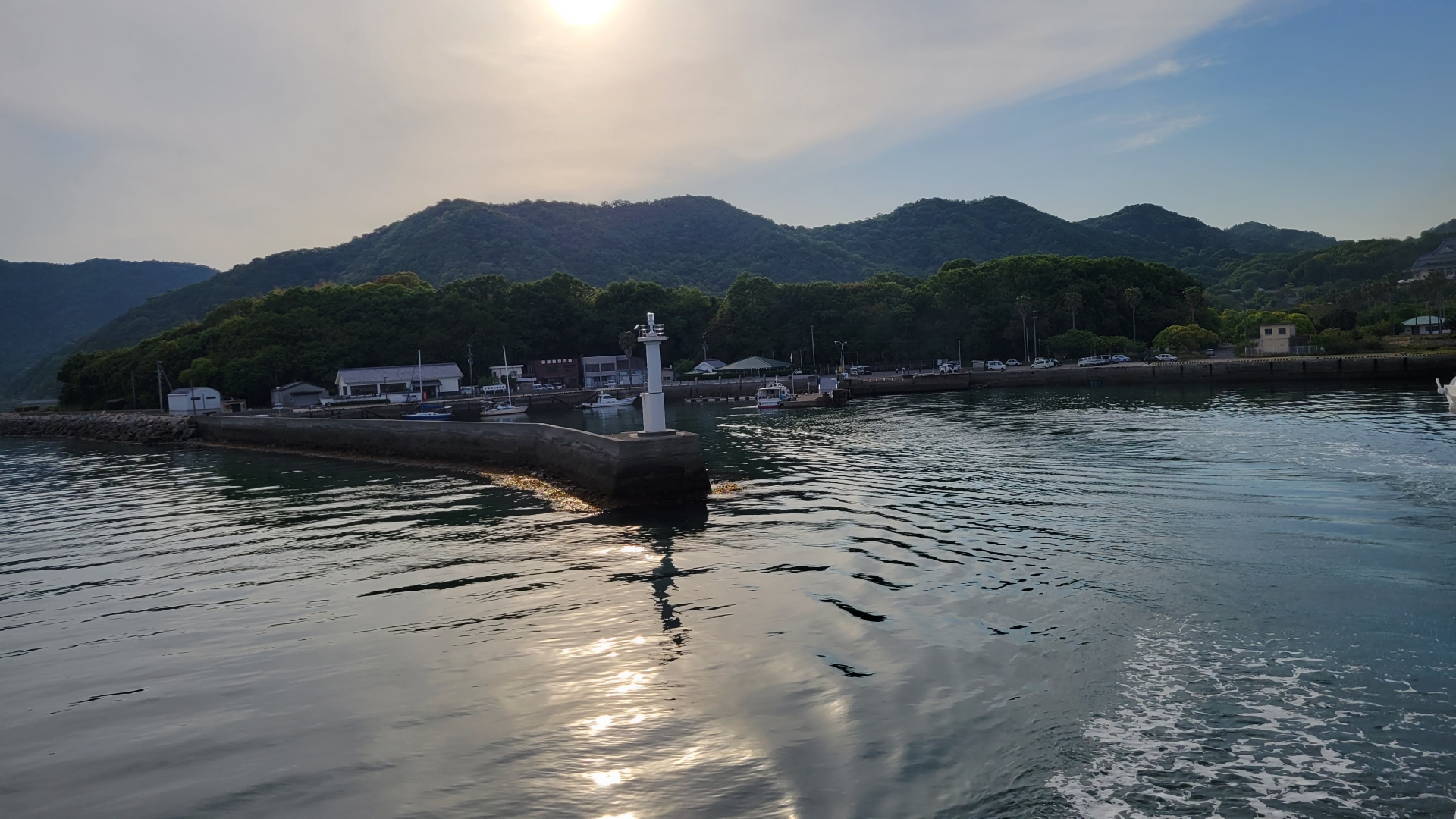 塩飽本島の港
