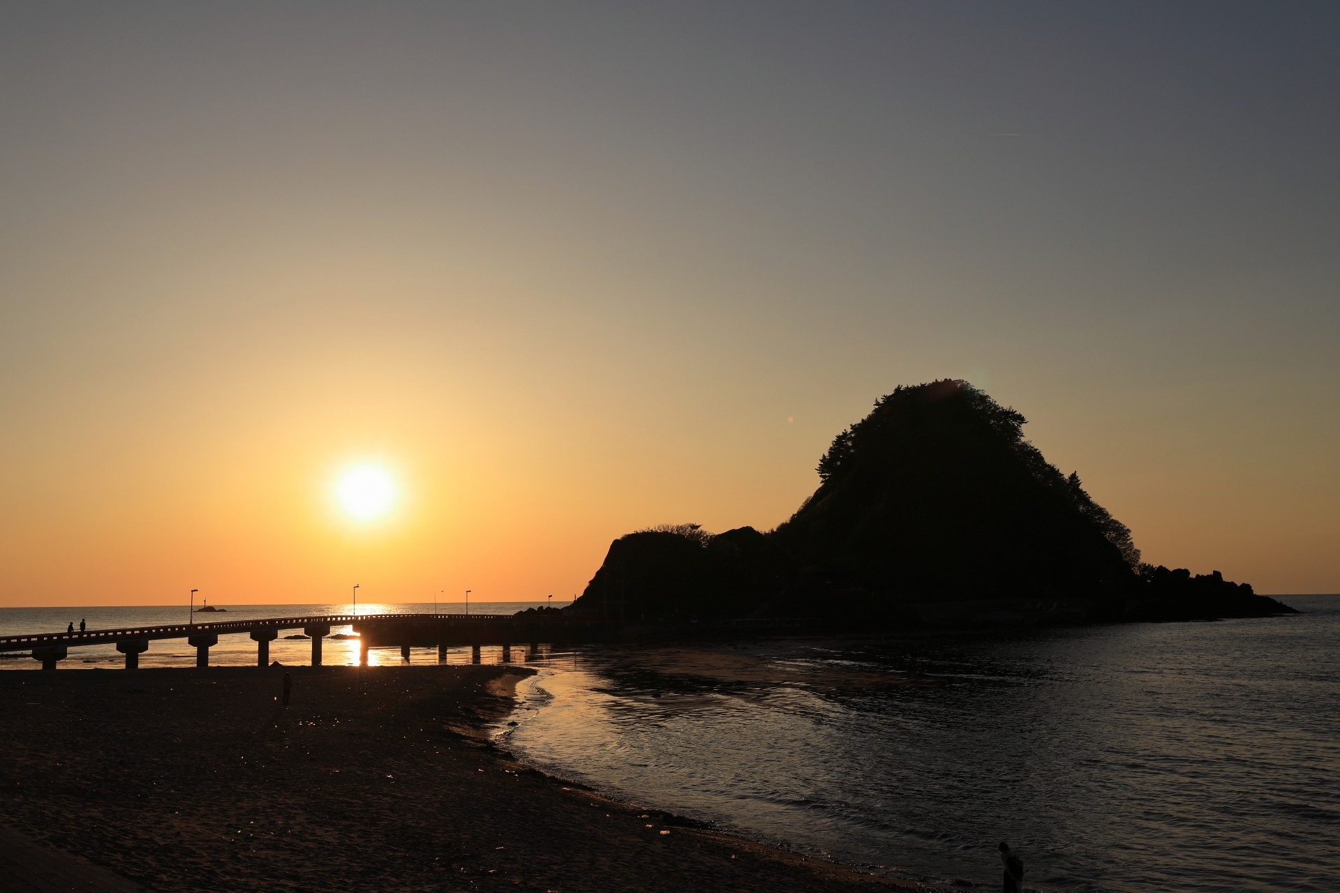 白山島の夕暮れ