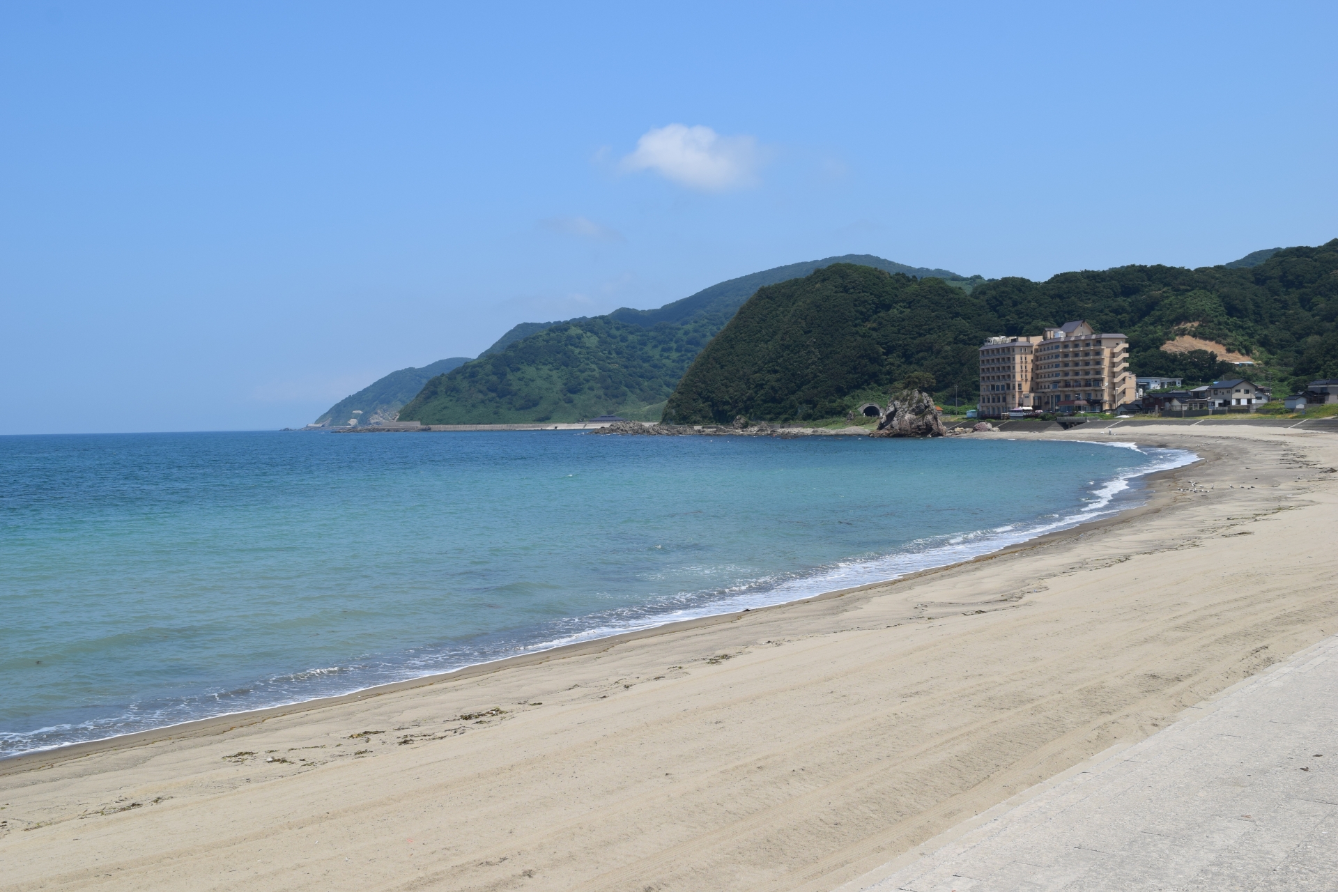由良海岸