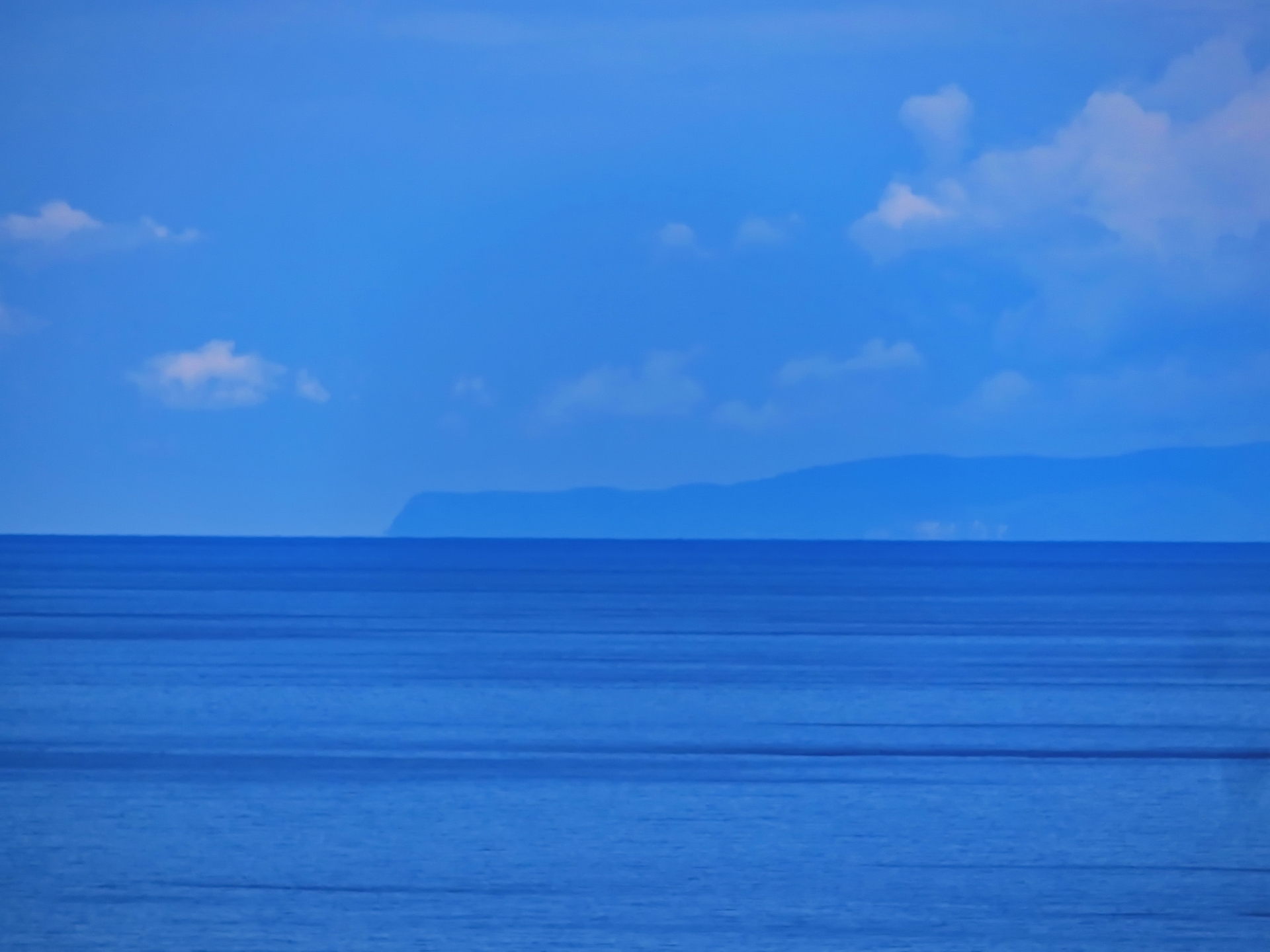 美保関から望む隠岐知夫里島