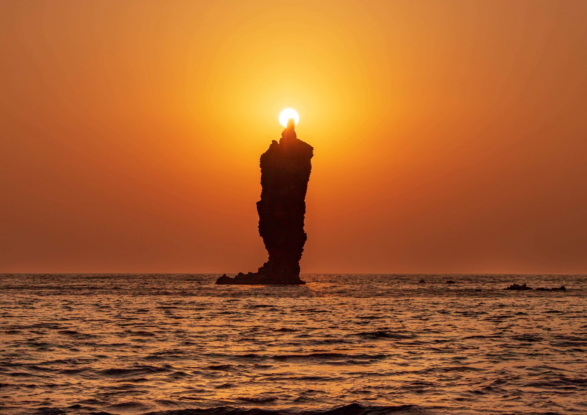 ローソク島夕景