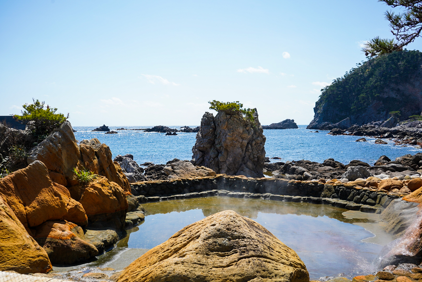 地鉈温泉